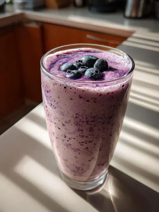 Blueberry Oatmeal Smoothie
