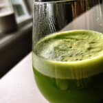 Green Detox Smoothie (spinach, lemon, cucumber)