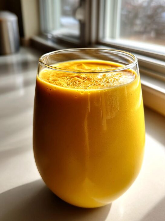 Turmeric Mango Smoothie