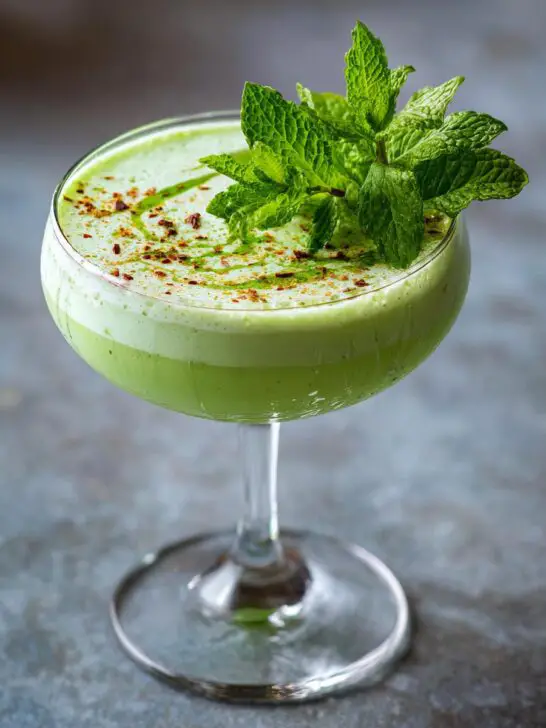 Grasshopper Cocktail Recipe – Easy Classic