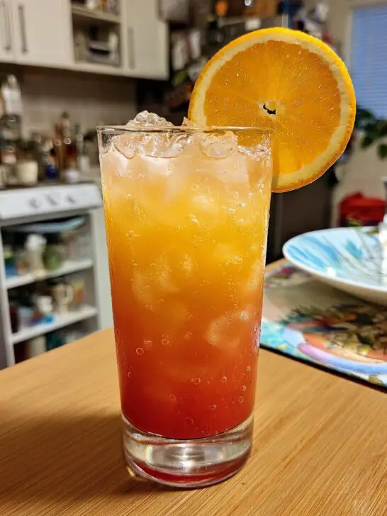 Rum Runner Cocktail Recipe – Easy Classic