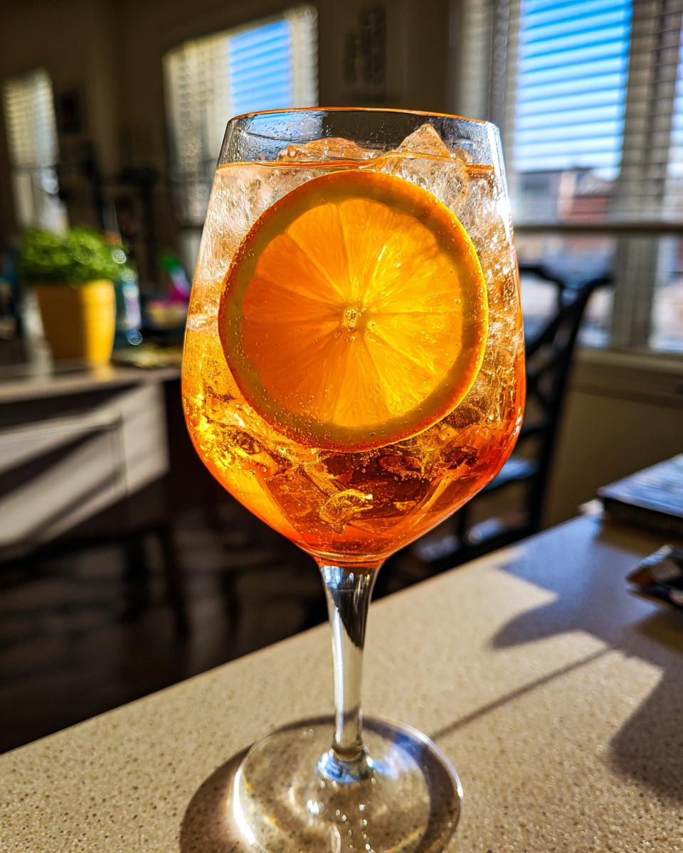 Spritz Cocktail Recipe – Easy Recipe & Tips - detail 1