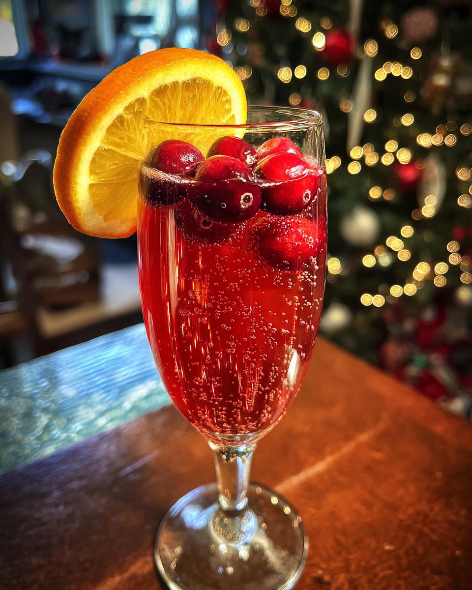 Christmas Cranberry Mimosa Sparkler - detail 2