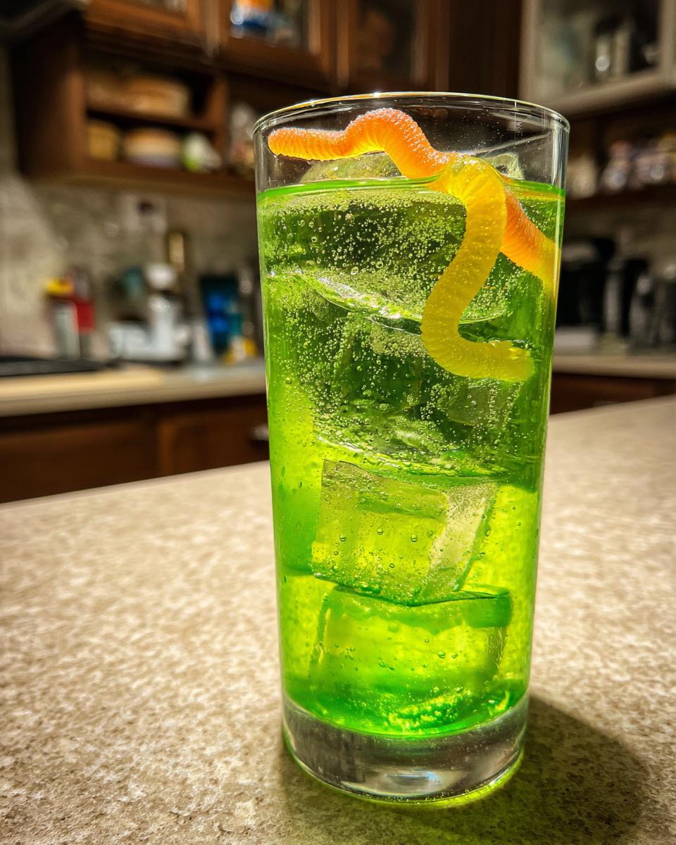 Halloween Phantom Lime Spritz - detail 1