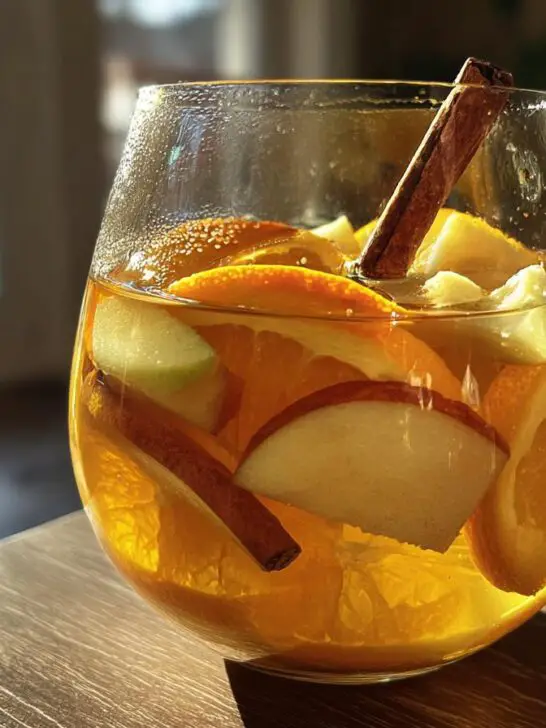 Thanksgiving Apple Cider Sangria