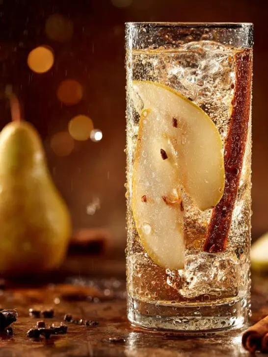 Thanksgiving Pear & Honey Spritz
