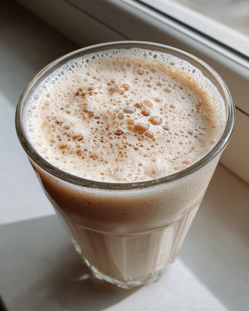 Almond Date Smoothie - detail 2